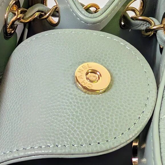 Chanel Rare Light Grey Quilted Caviar Leather Small Bucket Drawstring Bag - Picture 8 of 16